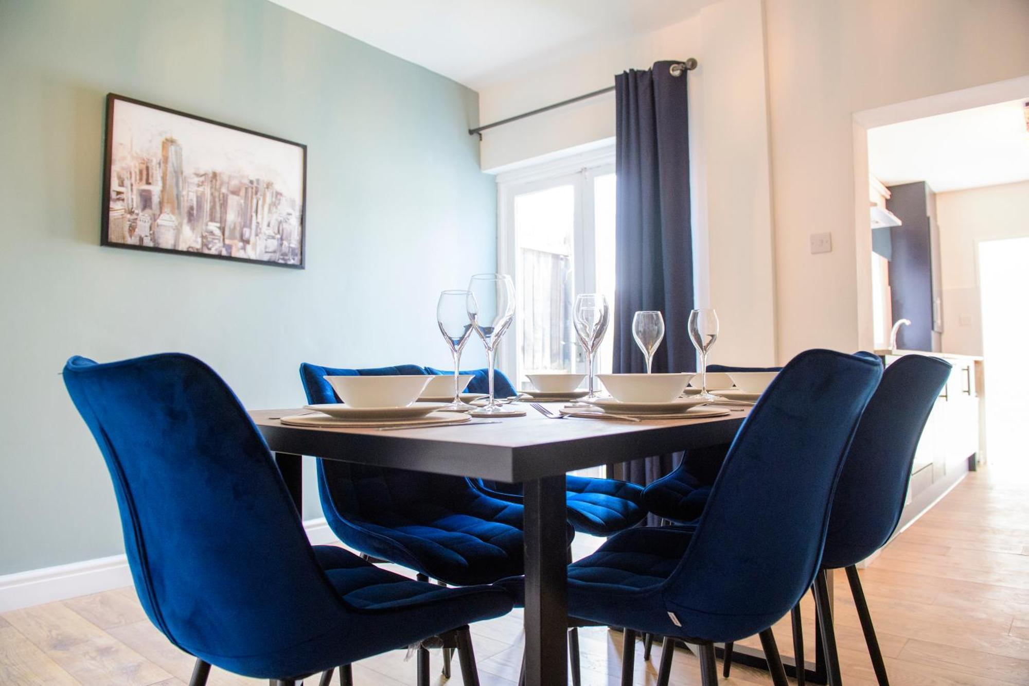 Stunning House - Sleeps 7 - 5 Mins Walk To Lincoln High Street - Parking - Wifi Villa Exterior photo